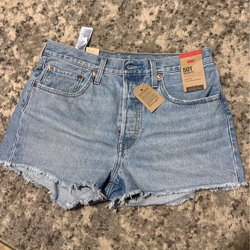 NWT Levis 501 shorts